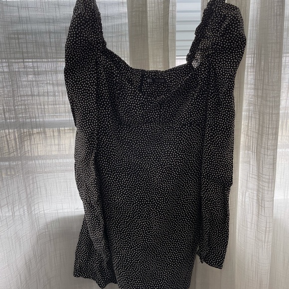 To small - Picture 2 of 2